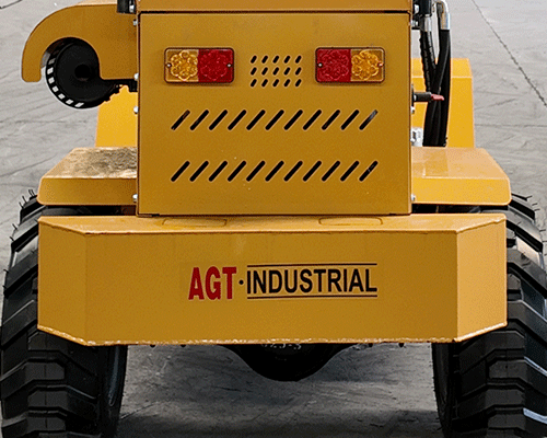 Cargador articulado compacto